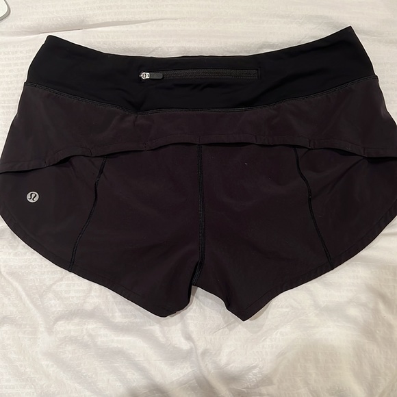 Lululemon speed up shorts - Picture 2 of 3